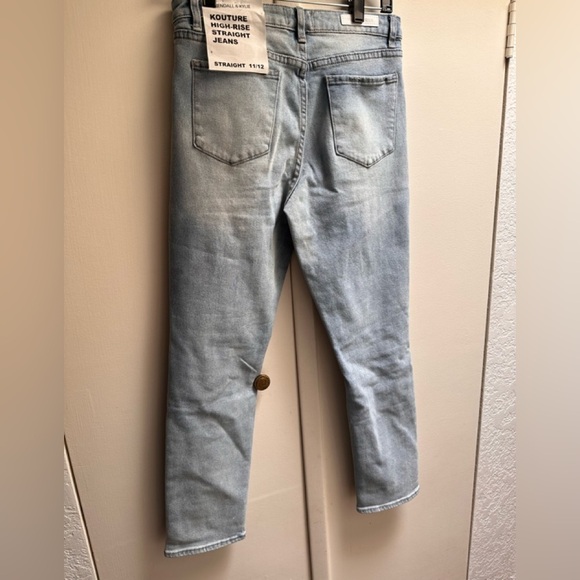 Kendall & Kylie Kouture High-Rise Straight Jeans Distressed Size 11/12 NWT - Picture 6 of 8
